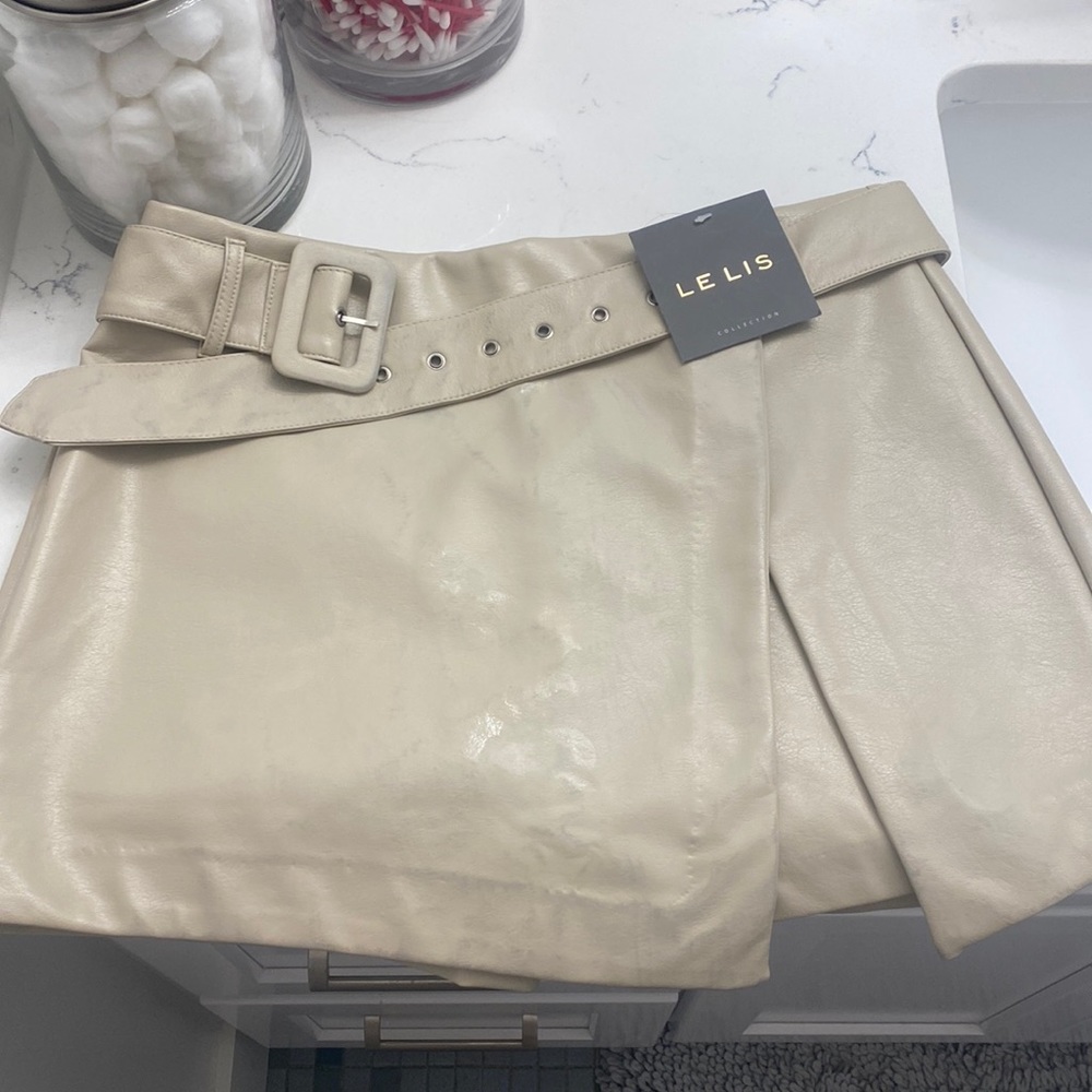 Pleather tan skort with buckle